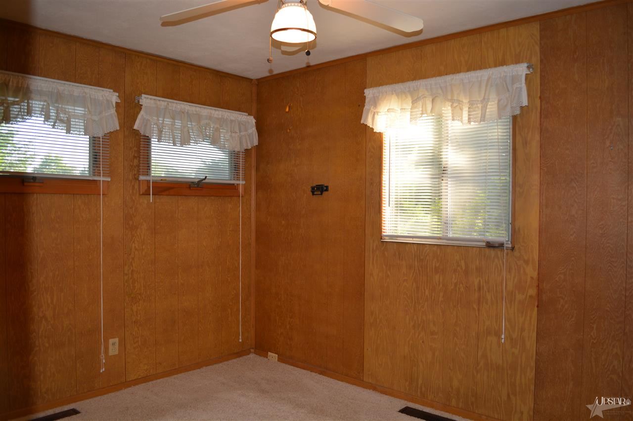 9406 Aboite Center Road Fort Wayne, IN 46804 - Photo 18 of 22 Gallery Image 18