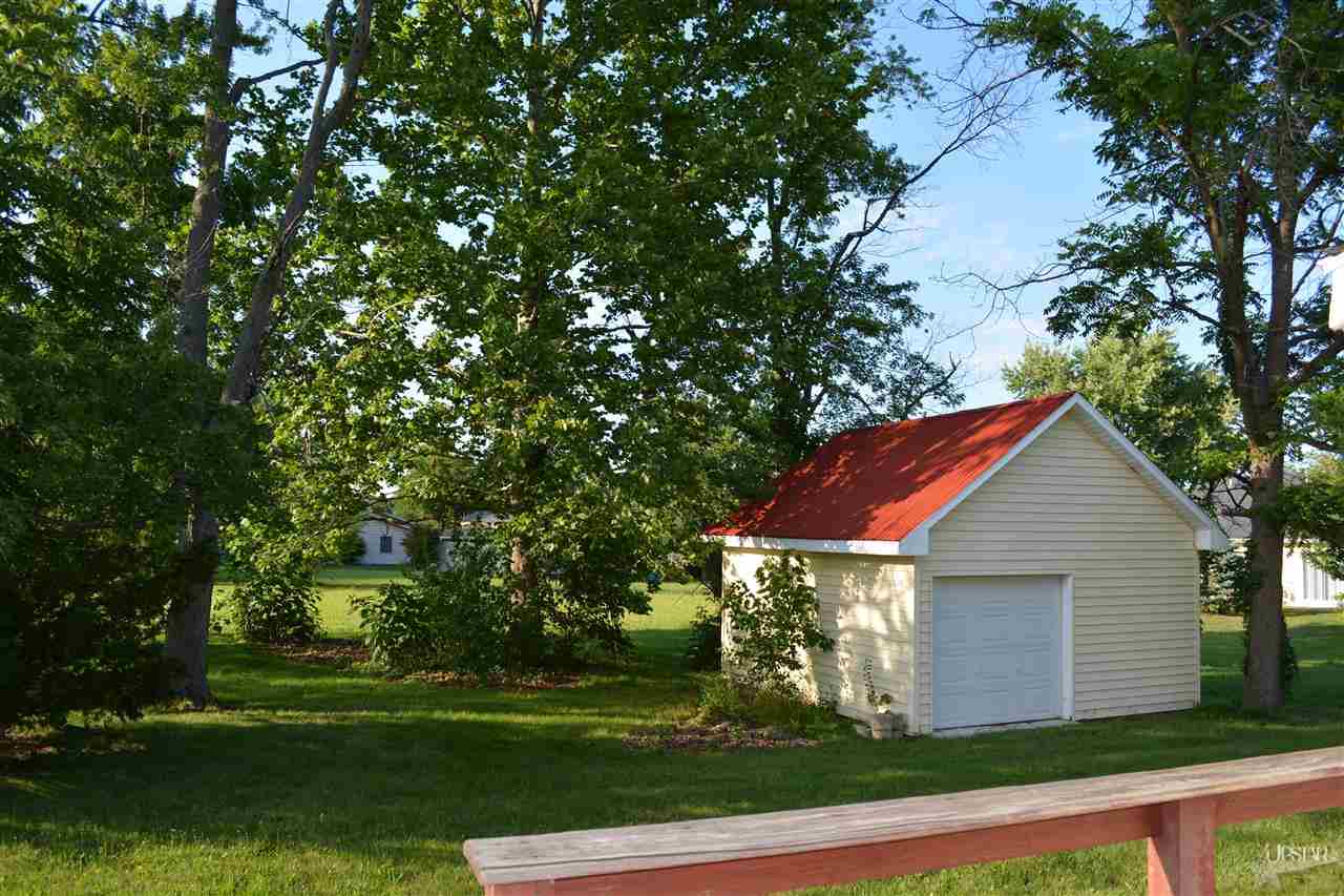 9406 Aboite Center Road Fort Wayne, IN 46804 - Photo 5 of 22 Gallery Image 5