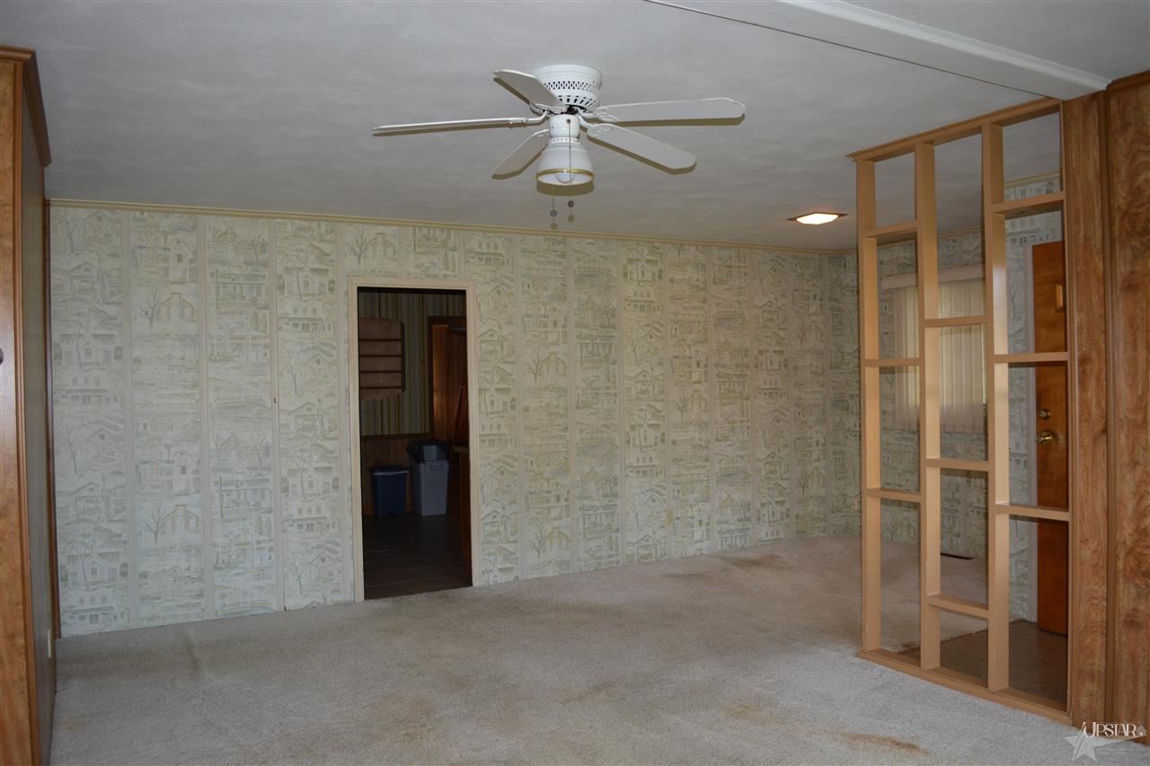 9406 Aboite Center Road Fort Wayne, IN 46804 - Photo 6 of 22 Gallery Image 6