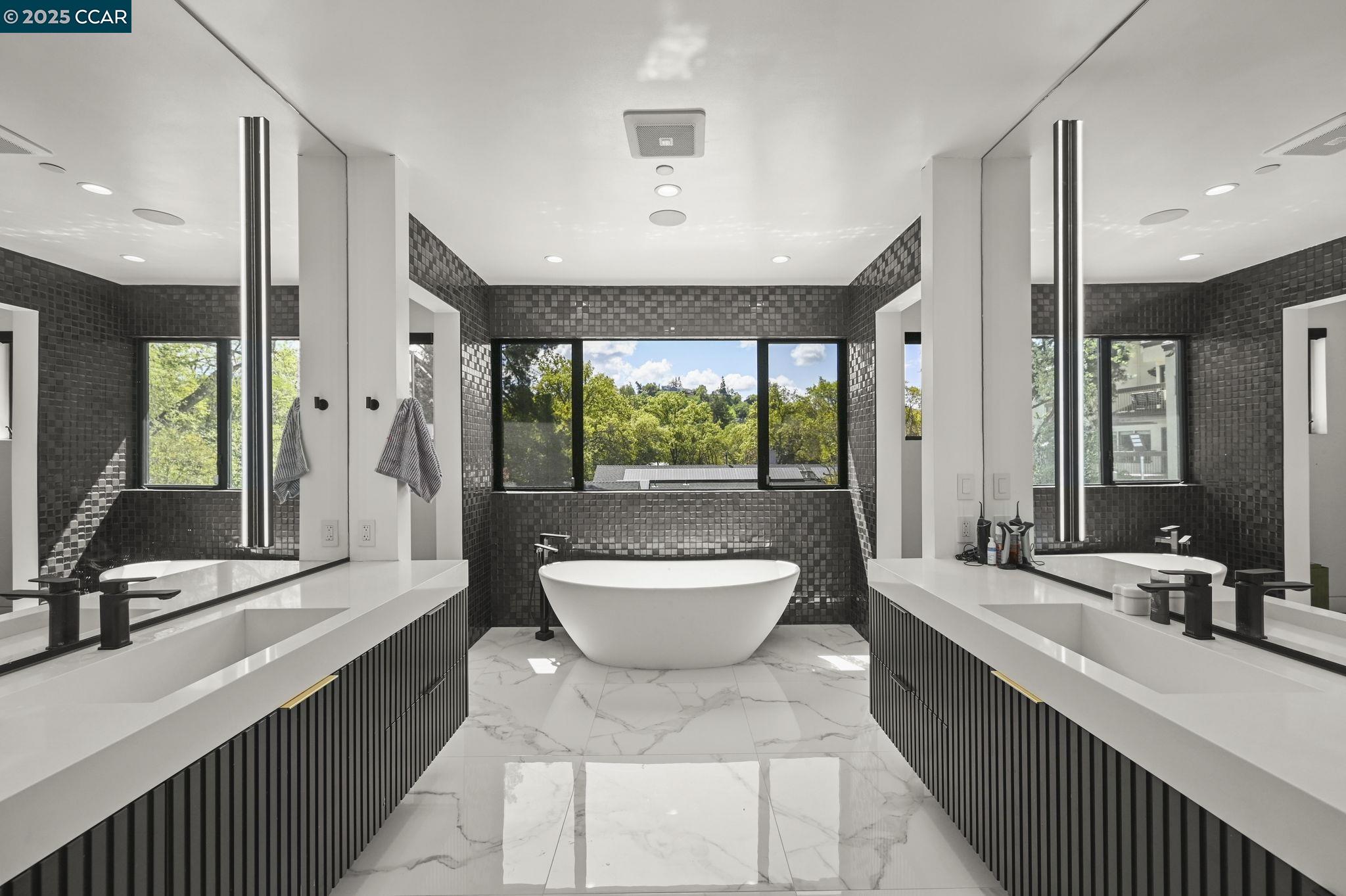 Saranap Walnut Creek, CA 94595 - Photo 16 of 39