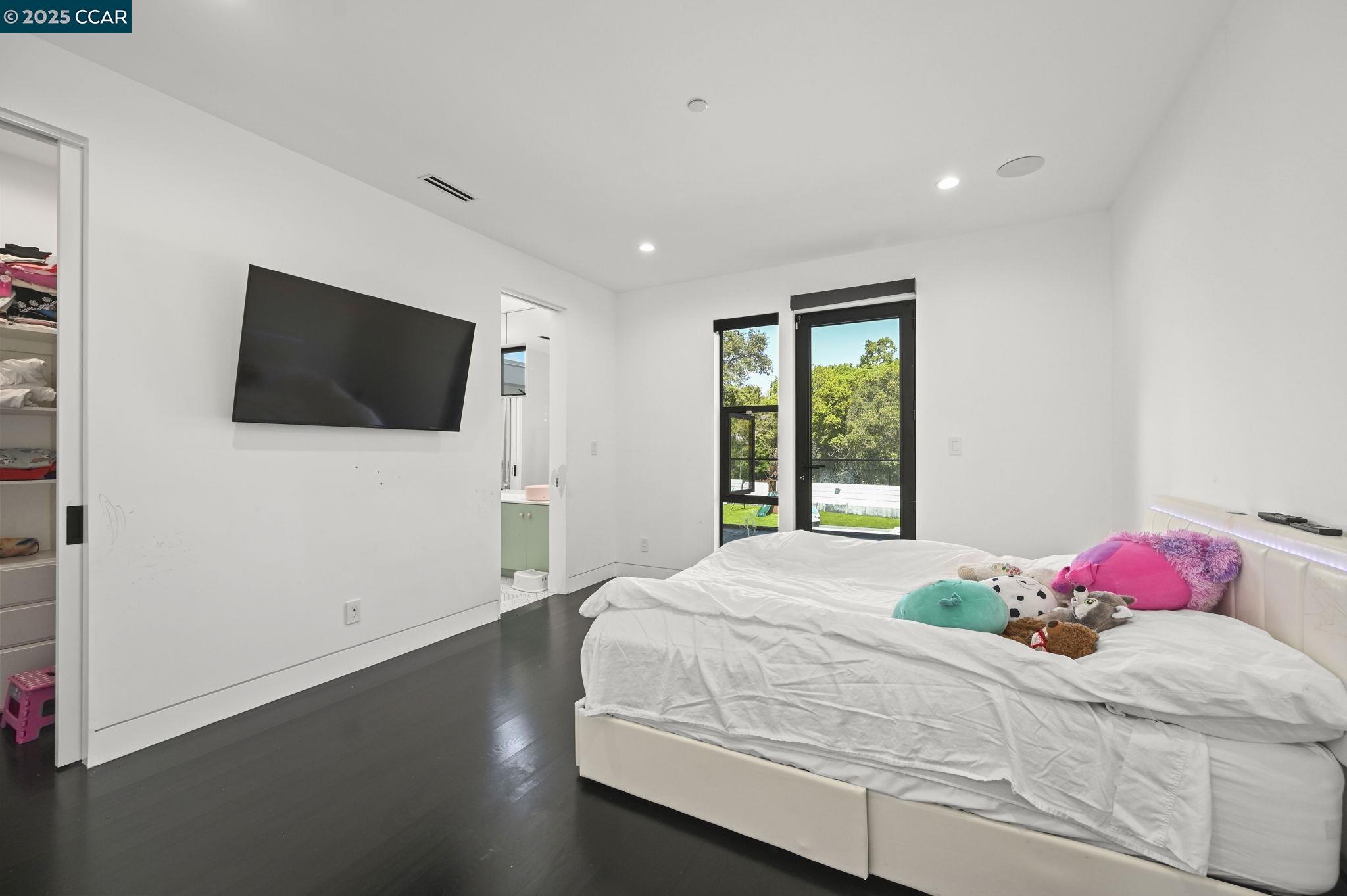 Saranap Walnut Creek, CA 94595 - Photo 25 of 39