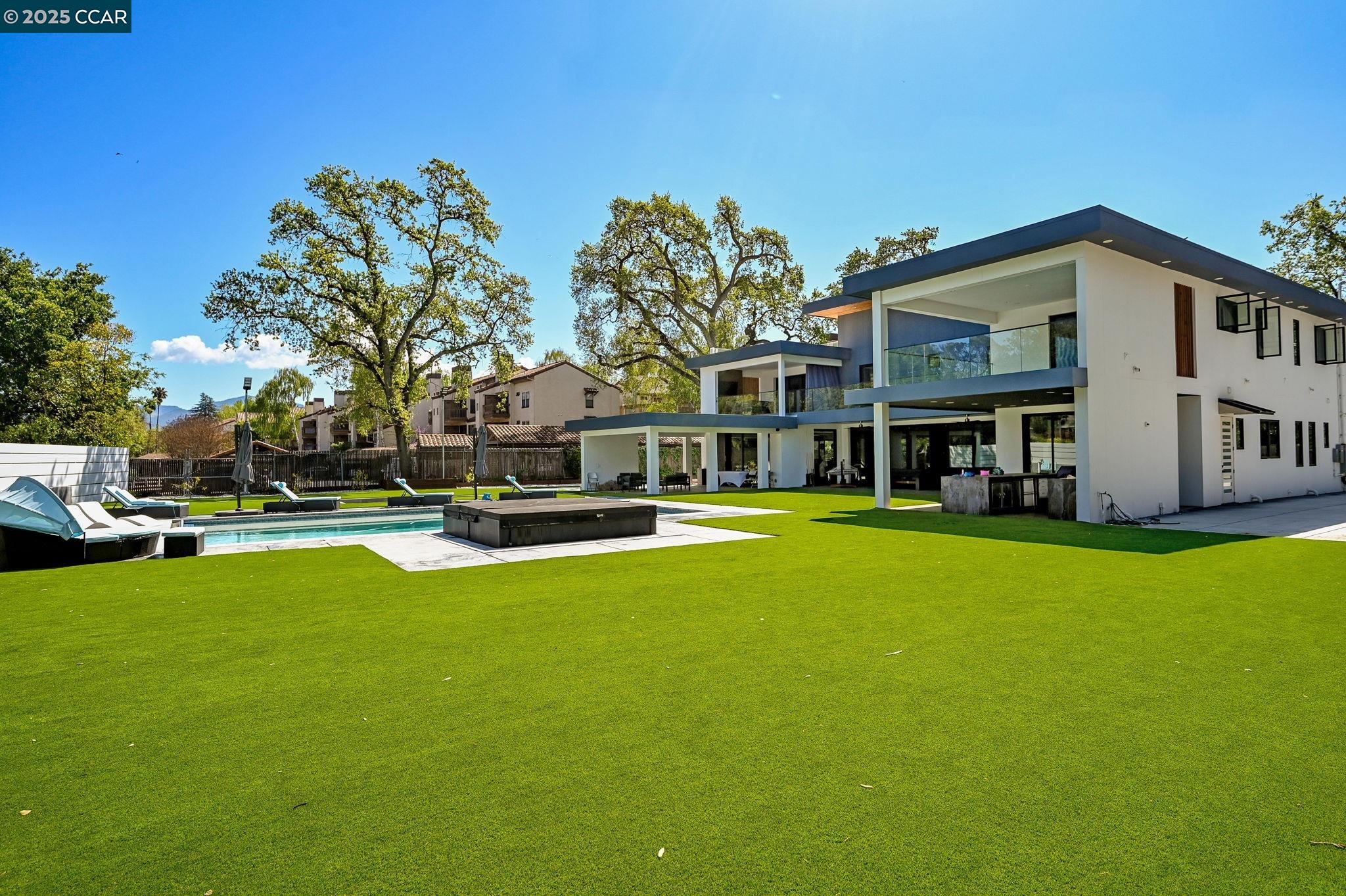 Saranap Walnut Creek, CA 94595 - Photo 29 of 39