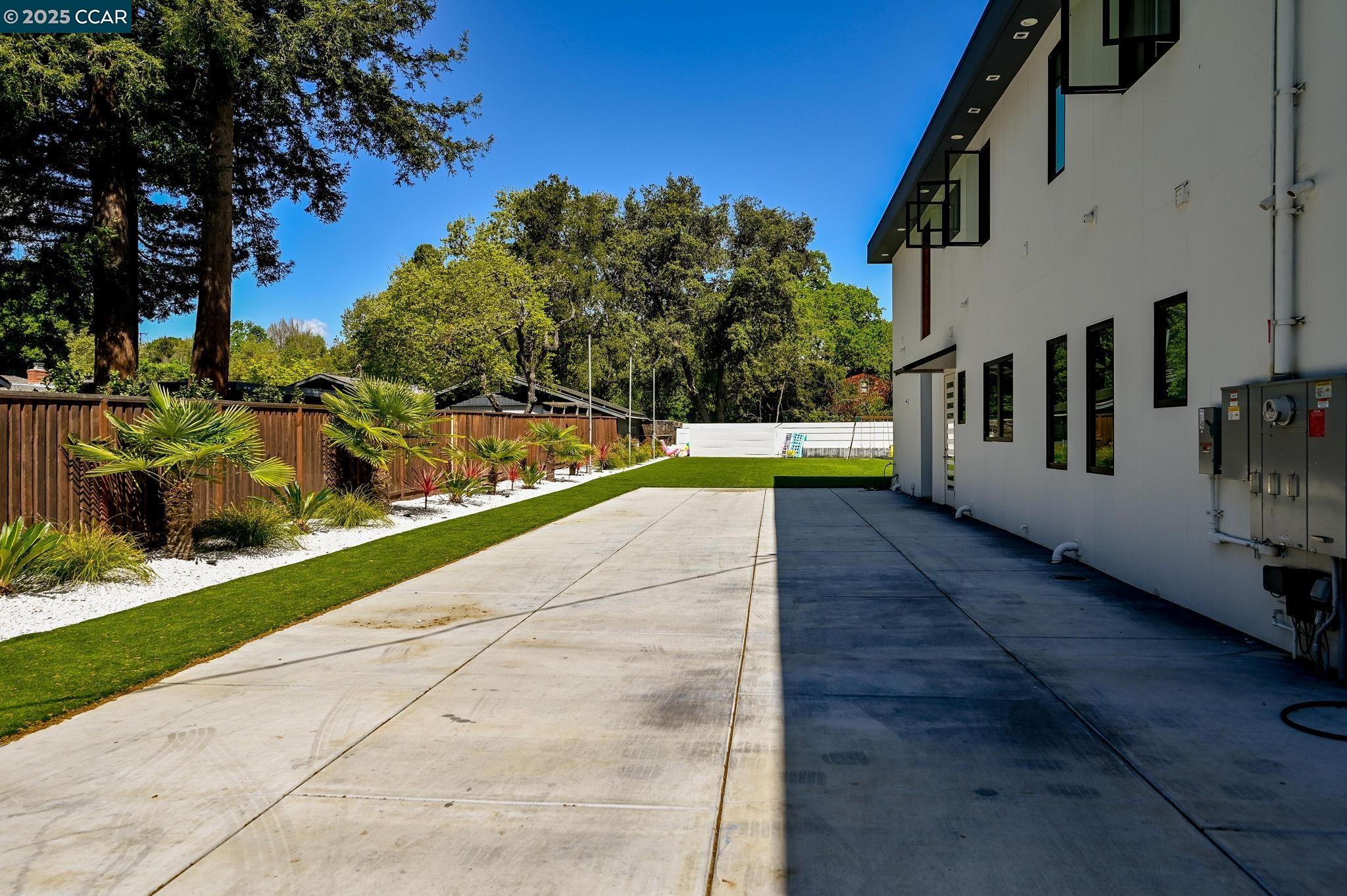 Saranap Walnut Creek, CA 94595 - Photo 37 of 39