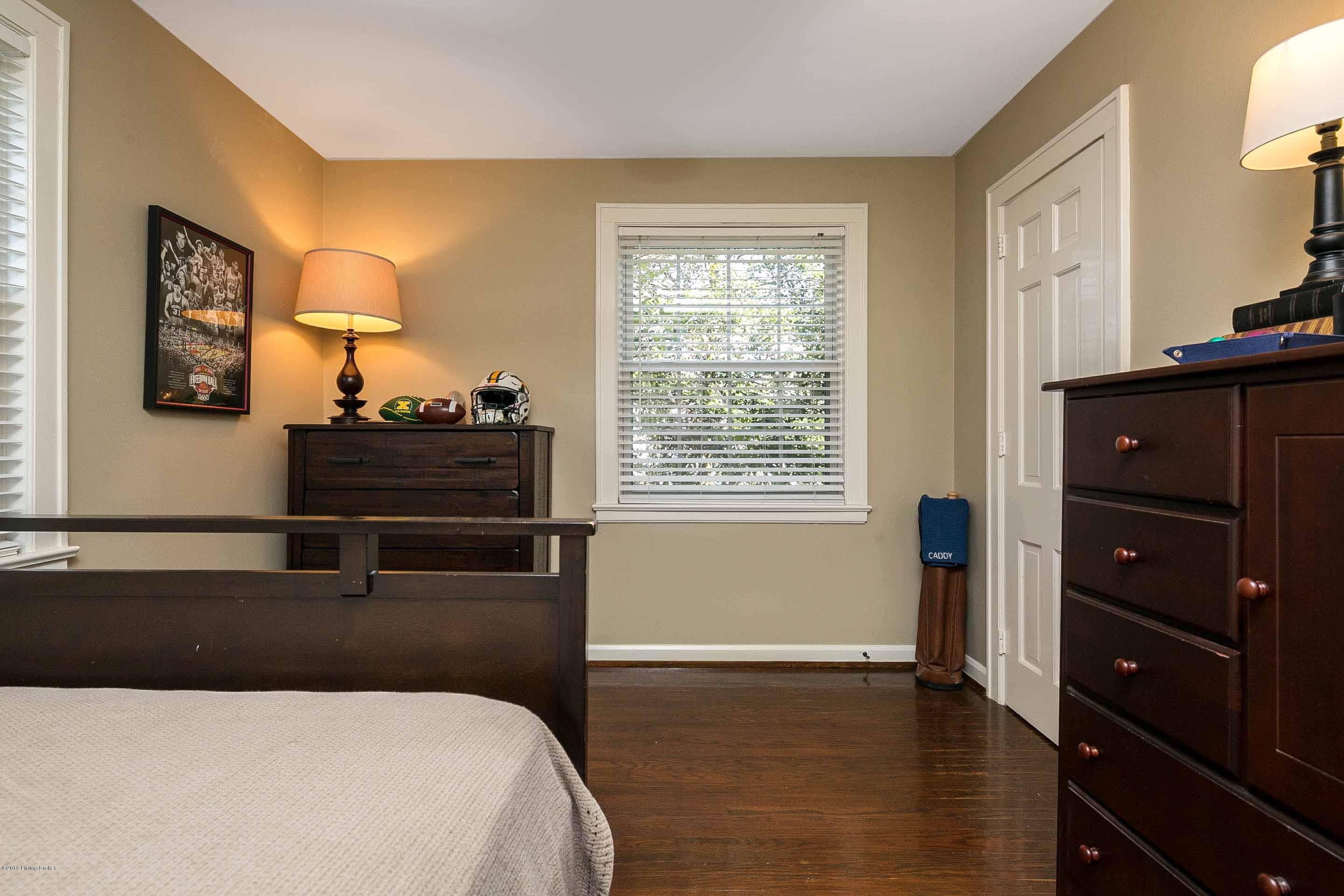 3926 Napanee Road Louisville, KY 40207 - Photo 28 of 39 28