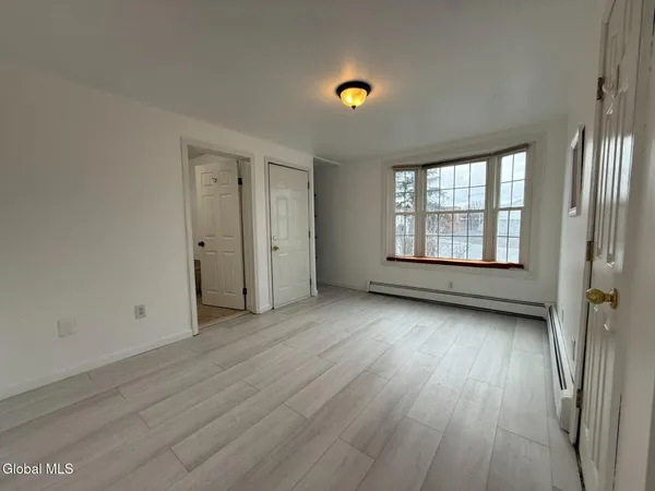 $2,300 | 27 McElwain Avenue, Unit 2, Cohoes, NY 12047