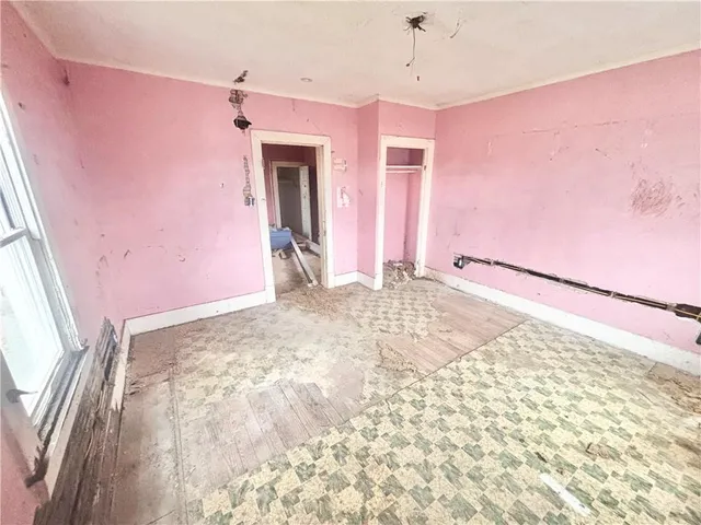 $79,900 | 616 Conrad Avenue, Charleroi, PA 15022