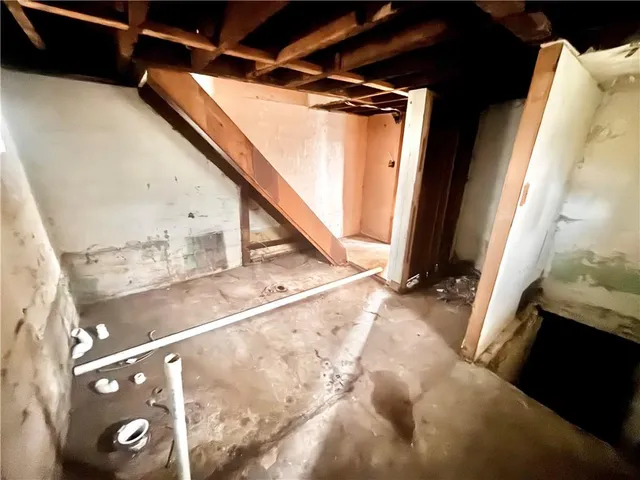 $79,900 | 616 Conrad Avenue, Charleroi, PA 15022