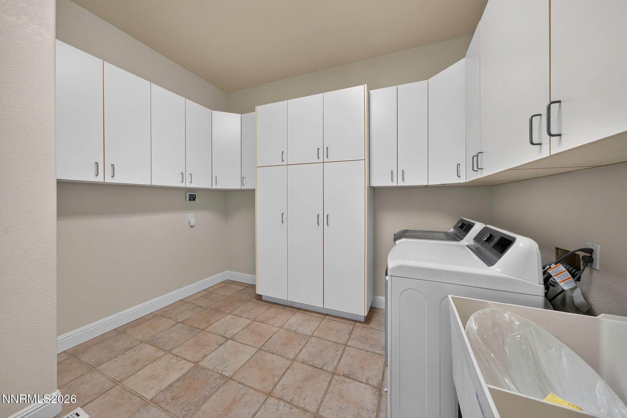 14190 Powder River Drive Reno, NV 89511 - Photo 37 of 42 53-DSC03912-Edit