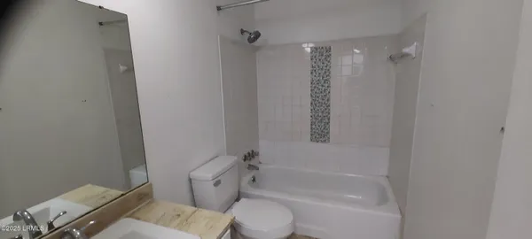 $1,200 | 2205 Southside Boulevard, Unit 5B, Port Royal, SC 29935