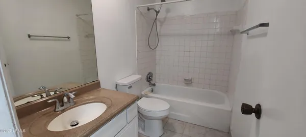 $1,200 | 2205 Southside Boulevard, Unit 5B, Port Royal, SC 29935