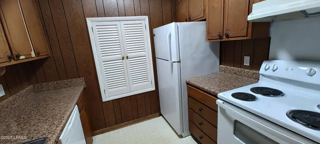 $1,200 | 2205 Southside Boulevard, Unit 5B, Port Royal, SC 29935