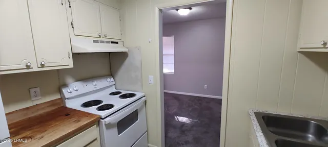 $1,200 | 2205 Southside Boulevard, Unit 5B, Port Royal, SC 29935