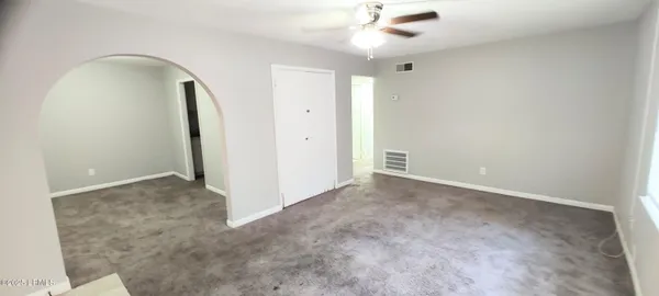 $1,200 | 2205 Southside Boulevard, Unit 5B, Port Royal, SC 29935