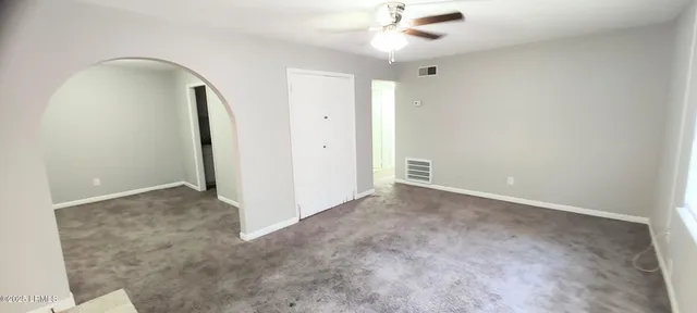 $1,200 | 2205 Southside Boulevard, Unit 5B, Port Royal, SC 29935