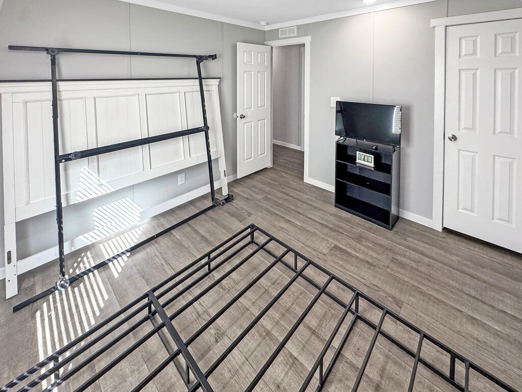 349 Private Road, Unit 243P Seminole, TX 79360 - Photo 19 of 24 a view of a living room with furniture