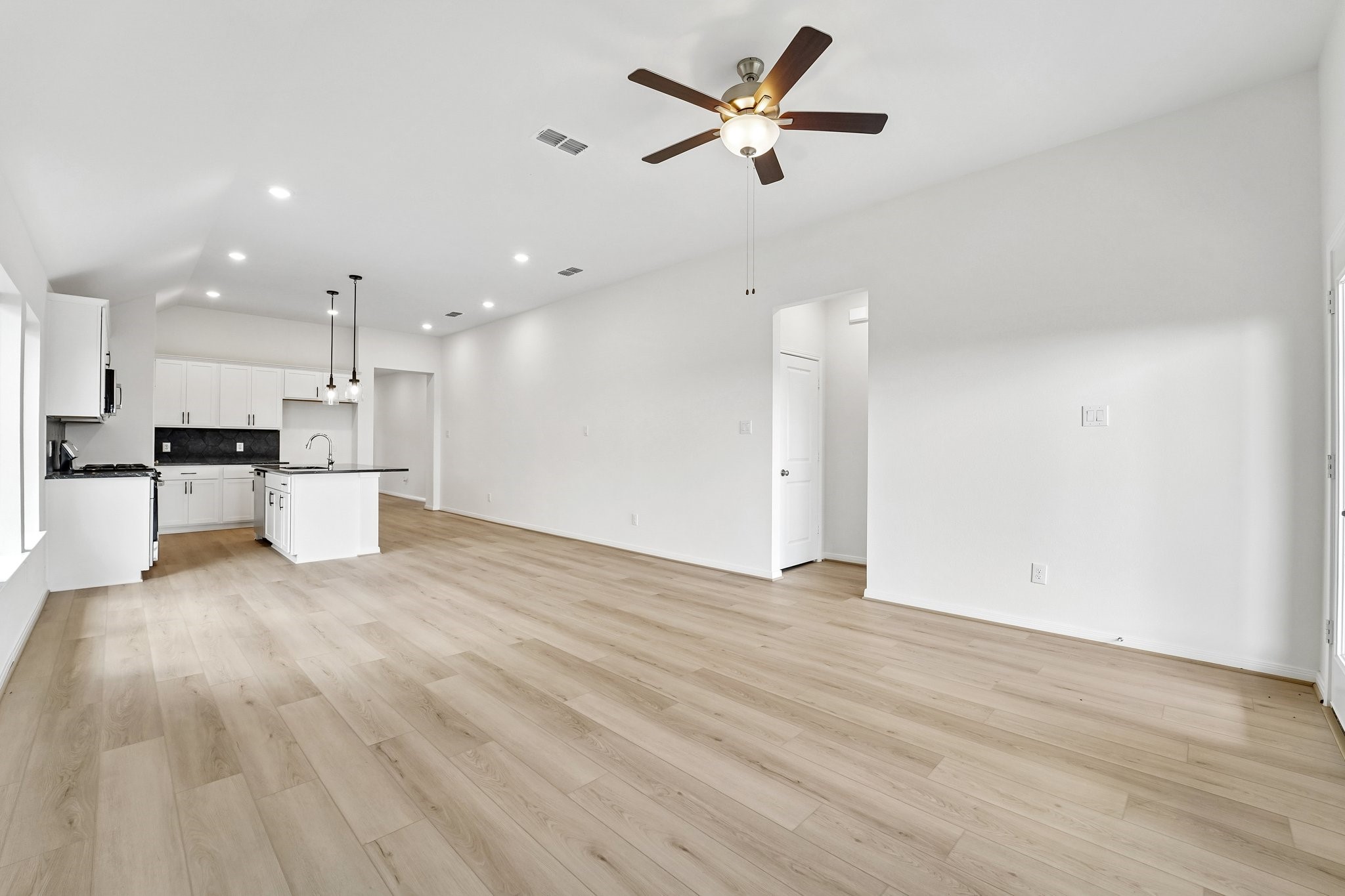 21115 Autumn Hts Drive Rosharon, TX 77583 - Photo 13 of 40