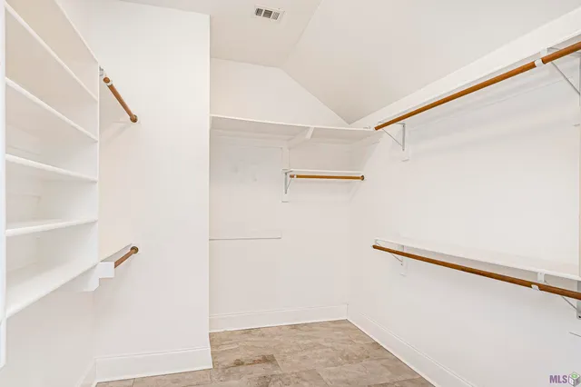 $288,000 | 1954 Wildlife Drive, Baton Rouge, LA 70816