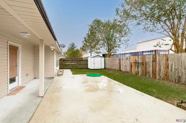 $288,000 | 1954 Wildlife Drive, Baton Rouge, LA 70816