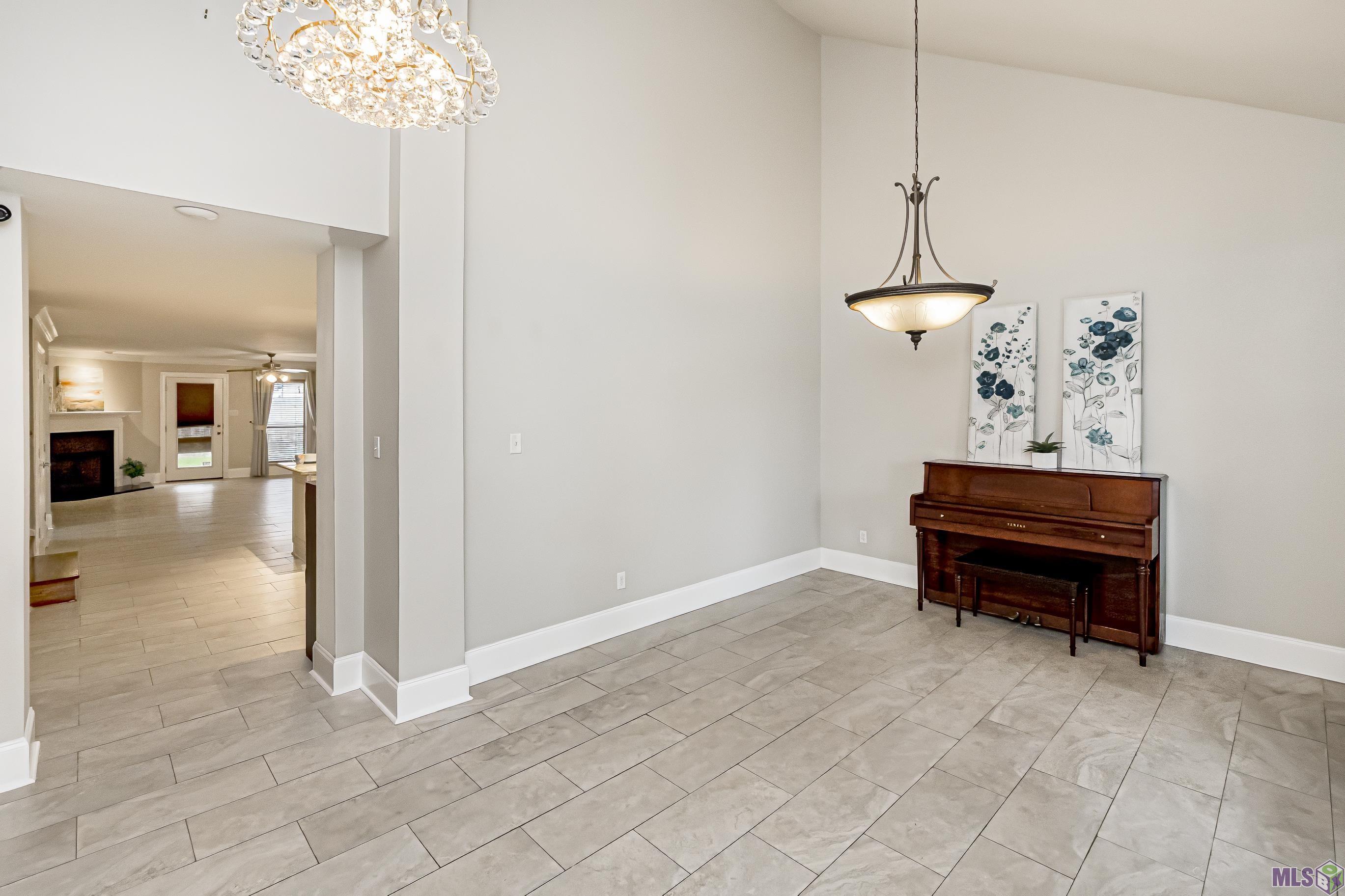 1954 Wildlife Drive Baton Rouge, LA 70816 - Photo 6 of 24