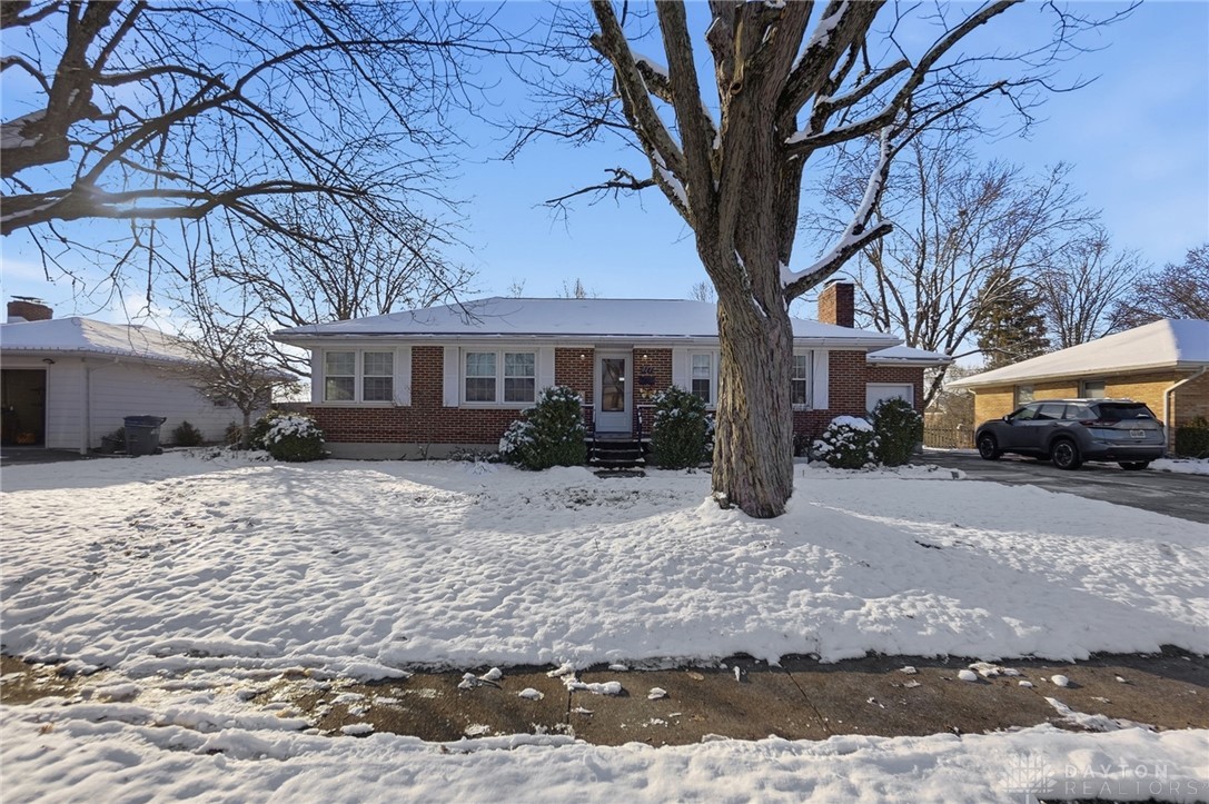 417 Westbrook Road Brookville, OH 45309 - Photo 3 of 43 Gallery Image 3