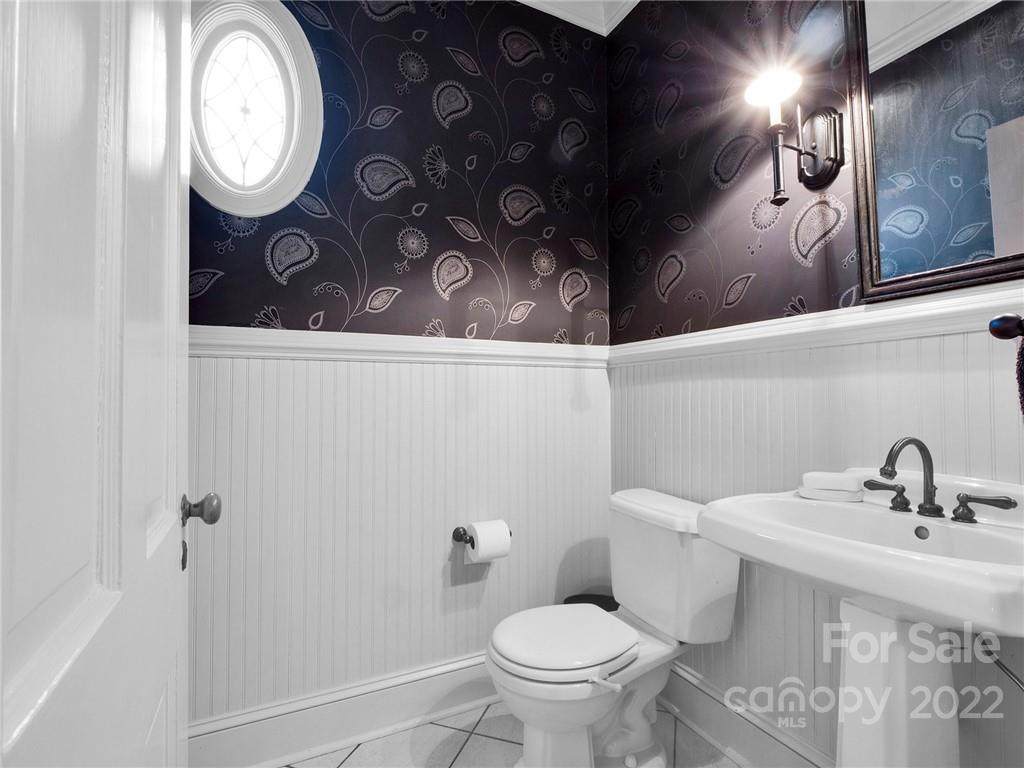1546 Providence Road Charlotte, NC 28207 - Photo 18 of 47 Gallery Image 18