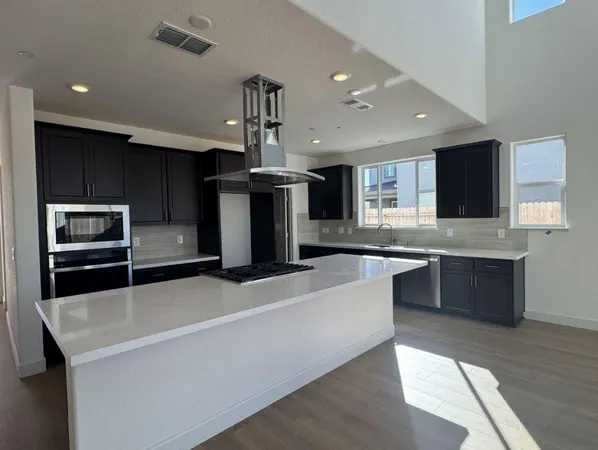 $874,990 | 2048 Lazy Day Lane, Roseville, CA 95747
