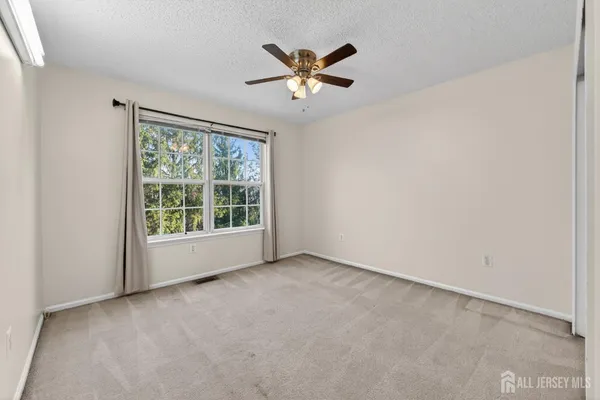 $2,700 | 22 Guisborough Way, Edison, NJ 08820