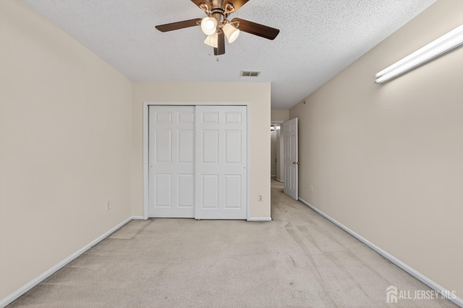 22 Guisborough Way Edison, NJ 08820 - Photo 18 of 22