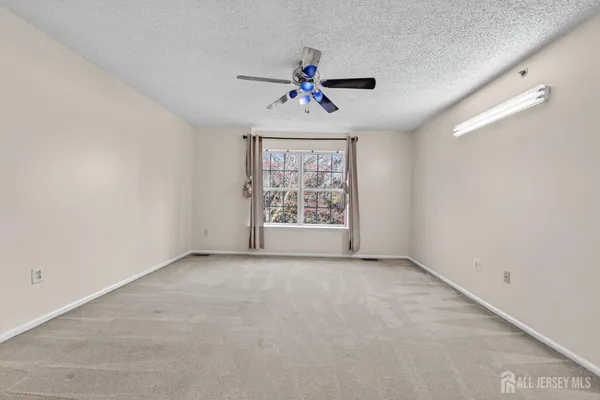 $2,700 | 22 Guisborough Way, Edison, NJ 08820