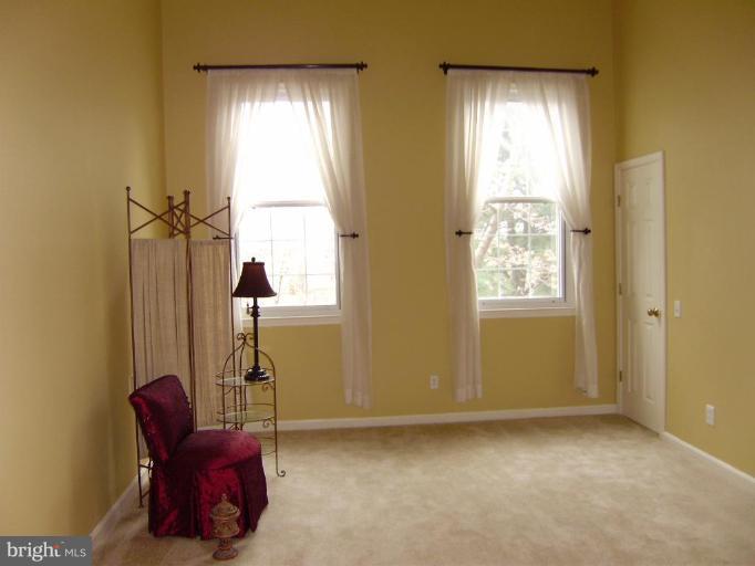 6011 Riddle Walk Alexandria, VA 22312 - Photo 11 of 25 This master bedroom has a vaulted ceiling!