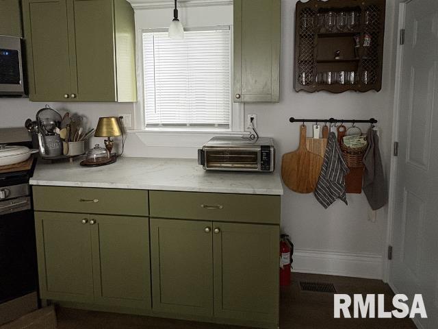 2509 South 10th Street Springfield, IL 62703 - Photo 7 of 20