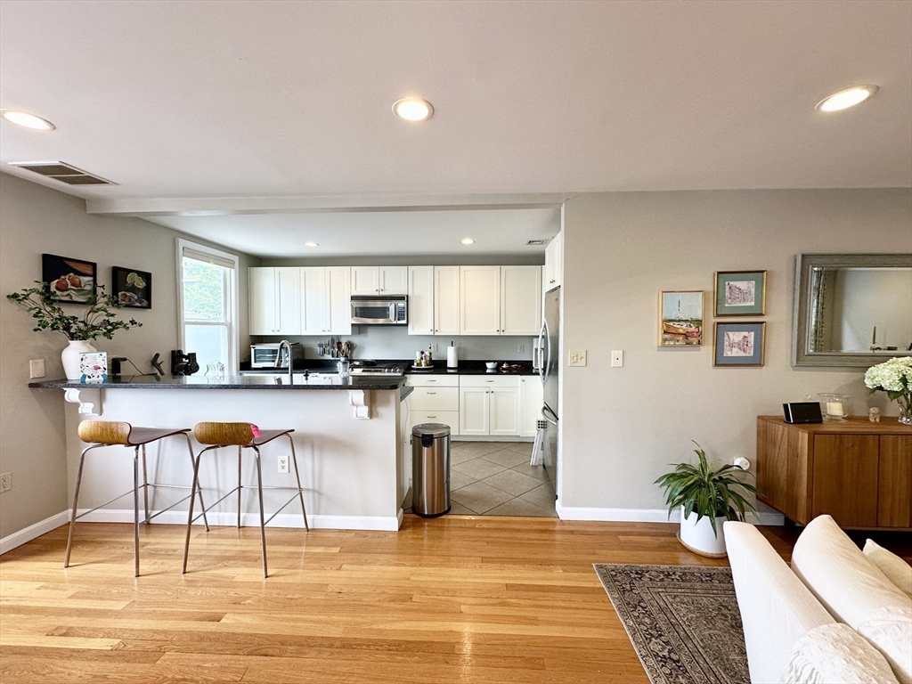 28 Monument Street, Unit 2 Boston, MA 02129 - Photo 2 of 15