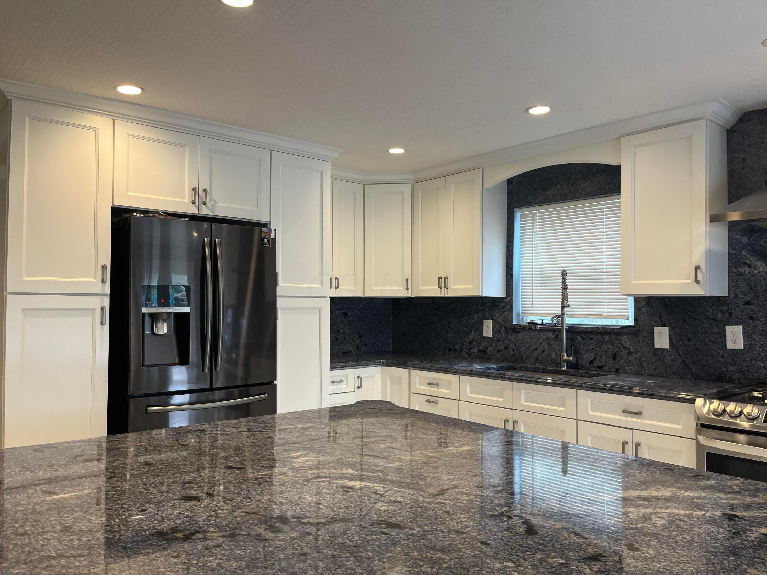 1715 Courtright Road Columbus, OH 43227 - Photo 1 of 16 Main House Kitchen