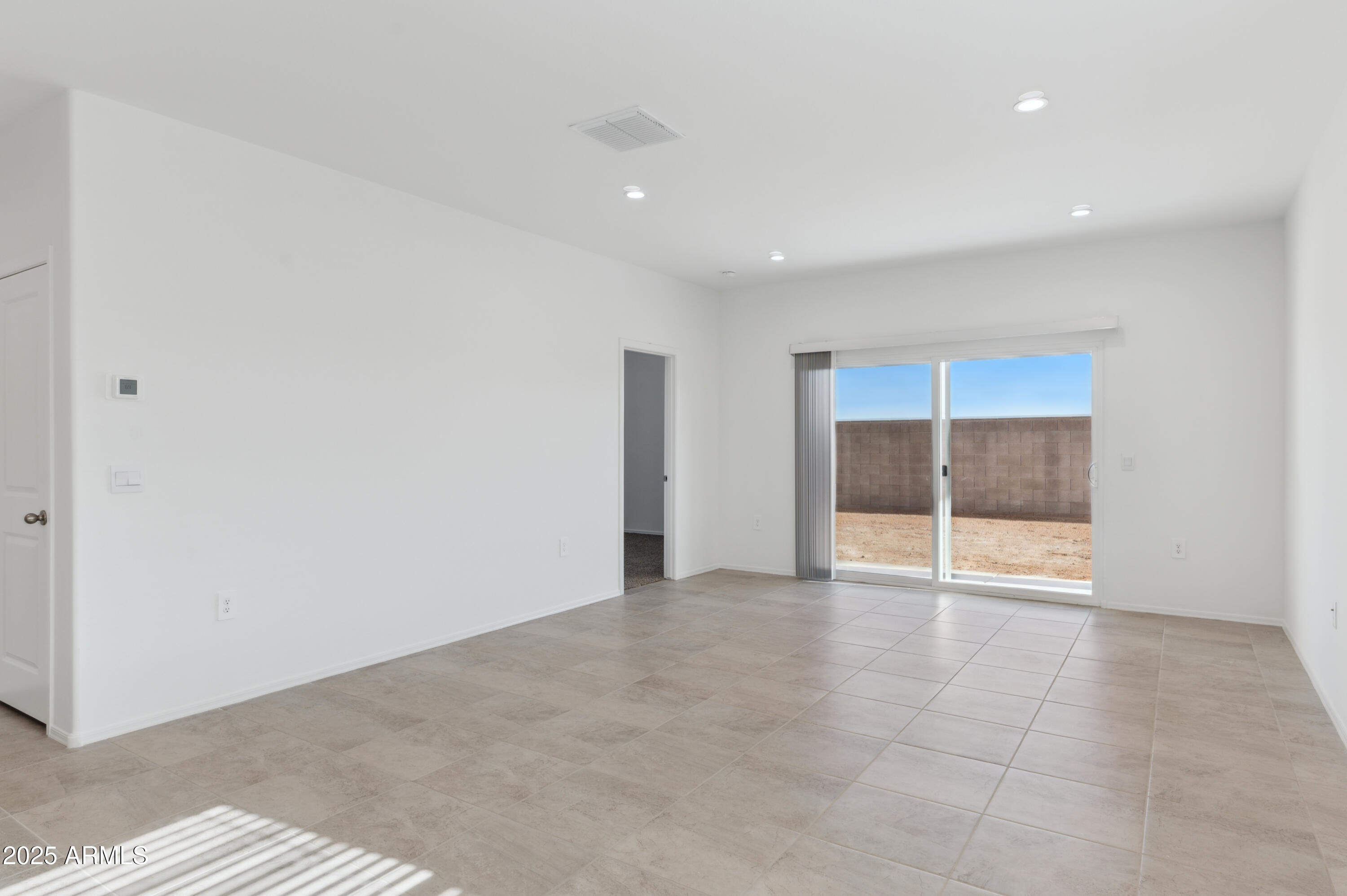 1333 Shannon Way Coolidge, AZ 85128 - Photo 5 of 19 Amber