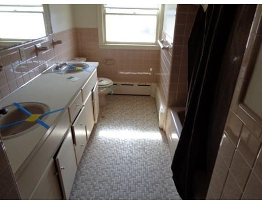 101 Russell Road Framingham, MA 01702 - Photo 11 of 24 Gallery Image 11