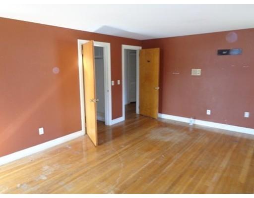 101 Russell Road Framingham, MA 01702 - Photo 8 of 24 Gallery Image 8