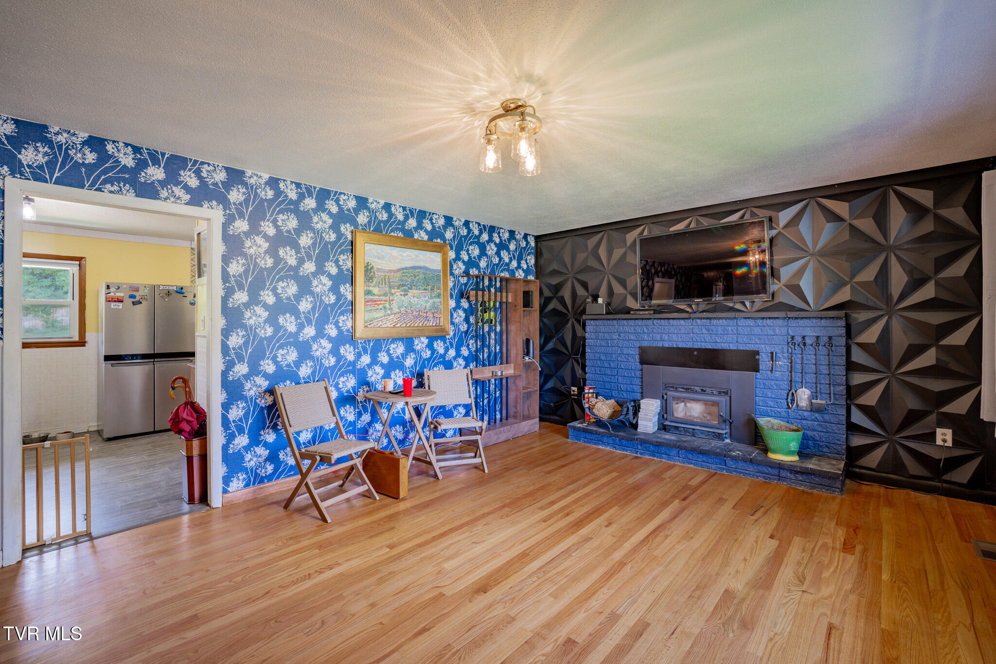 141 East Central Bristol, TN 37620 - Photo 2 of 40 1R9A8870-HDR
