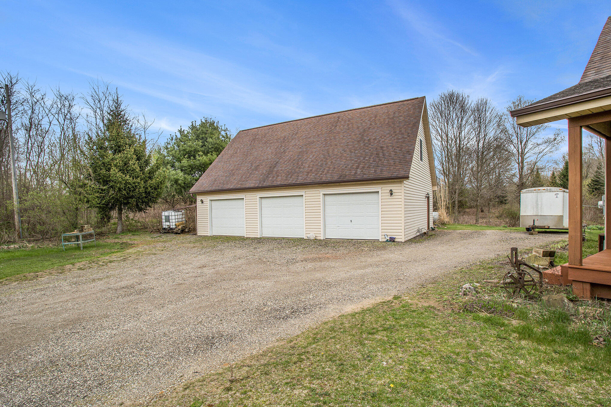 15701 Mann Road Hickory Corners, MI 49060 - Photo 4 of 33 005_15701_mann_rd_hickory_corners_mi_490