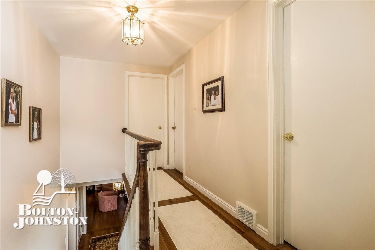 277 Touraine Road Grosse Pointe, MI 48236 - Photo 19 of 48 31383075-18.JPG