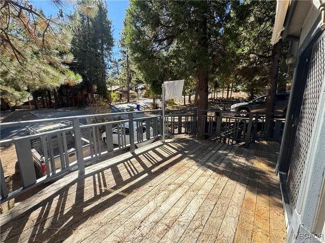 $465,000 | 31120 Mountain Oak Drive, Running Springs, CA 92382