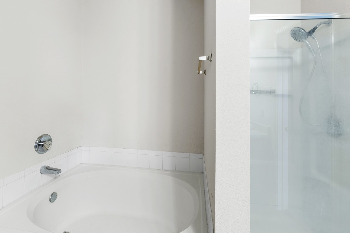 101 Geronimo Cove Kyle, TX 78640 - Photo 11 of 21