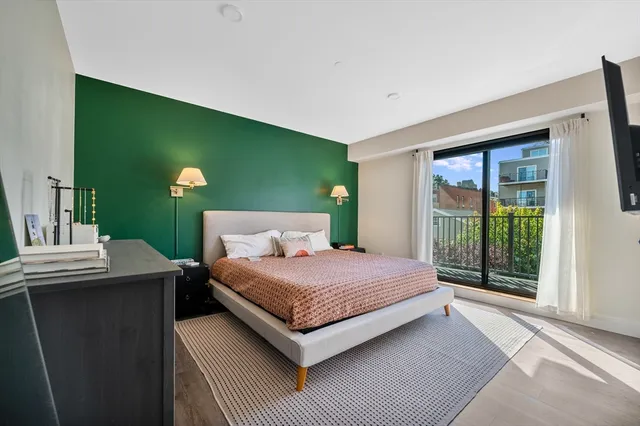 $999,000 | 765 East 3rd Street, Unit 201, Boston, MA 02127