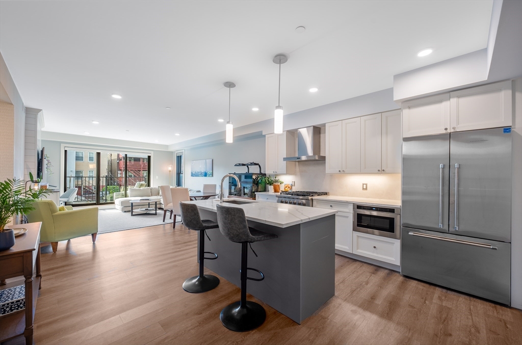 765 East 3rd Street, Unit 201 Boston, MA 02127 - Photo 4 of 27