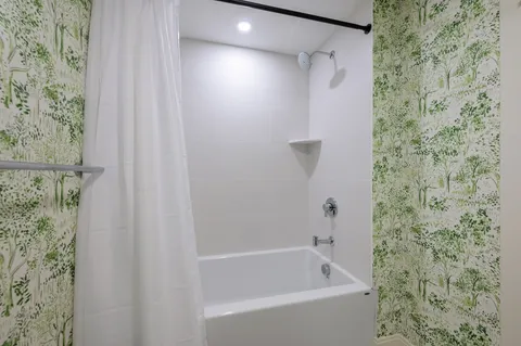 $999,000 | 765 East 3rd Street, Unit 201, Boston, MA 02127