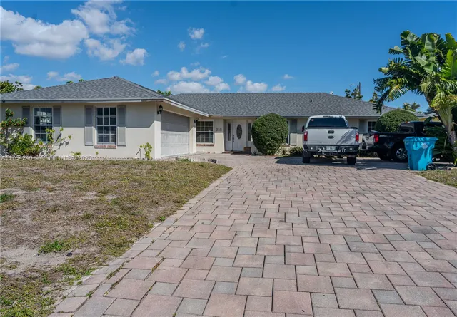 $600,000 | 315 Southwest 12th Avenue, Boynton Beach, FL 33435