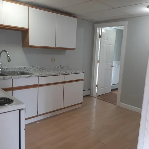 $1,500 | 890 Washington Street, Unit 4, Stewartstown, NH 03597