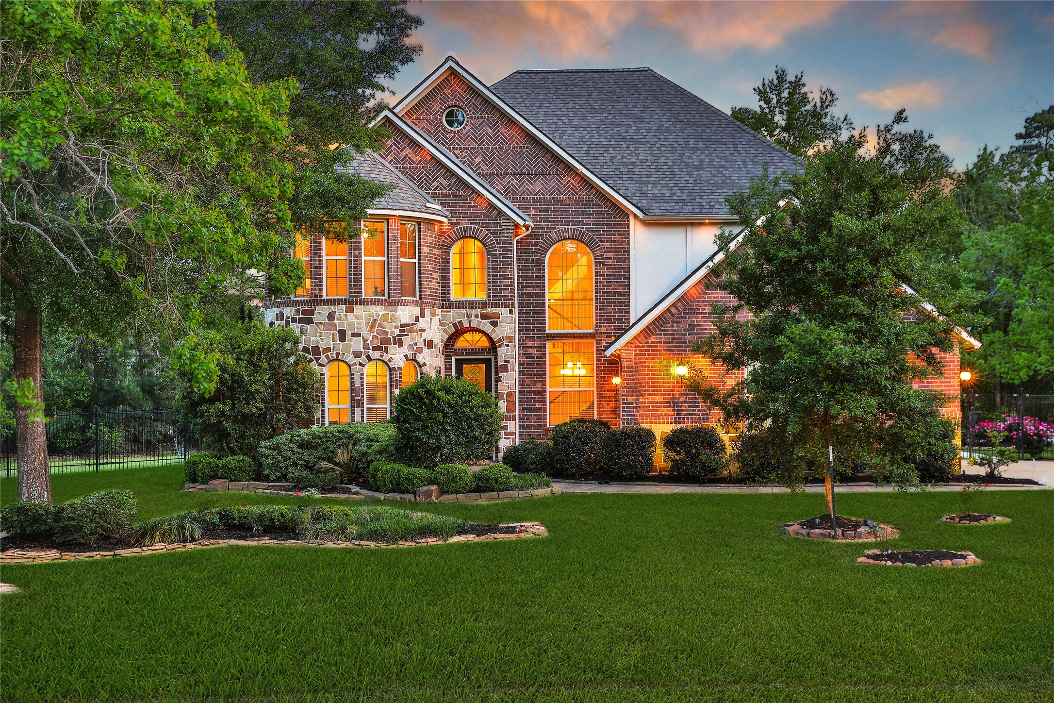 5 Copper Cove Conroe, TX 77304 - Photo 1 of 50