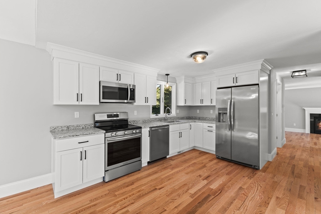 310 Charge Pond Road Wareham, MA 02571 - Photo 15 of 38