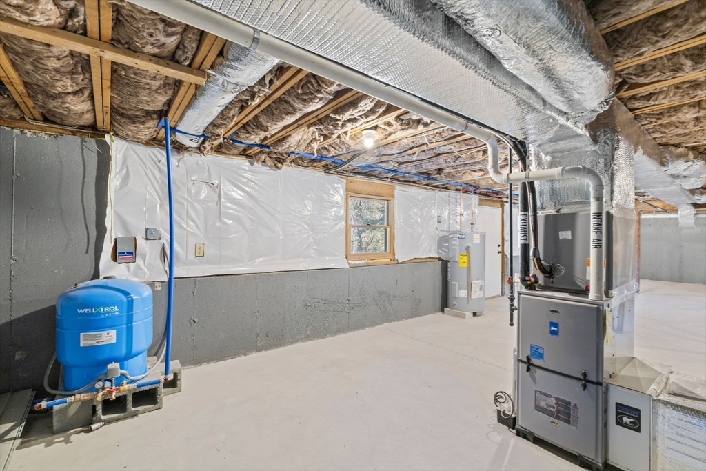 310 Charge Pond Road Wareham, MA 02571 - Photo 36 of 38