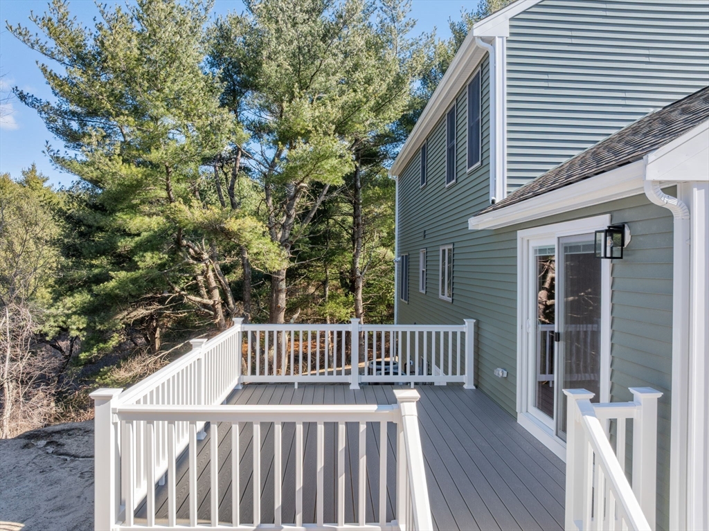 310 Charge Pond Road Wareham, MA 02571 - Photo 7 of 38